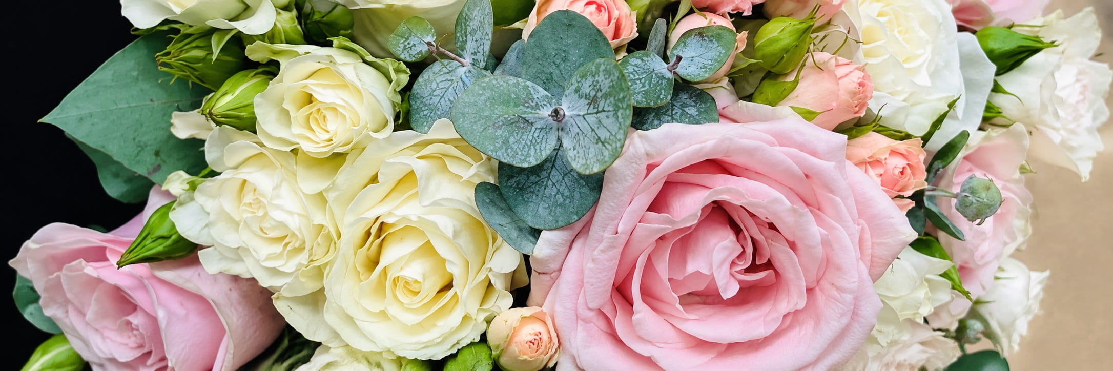 Wedding flowers from Buttercups & Daisies Florist Birmingham Ltd in Birmingham