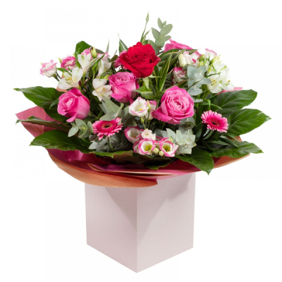A Secret Admirer - Send this beautiful collection of romantic flowers, expertly arranged to say I love you in an unforgettable way. This A Secret Admirer is arranged by Buttercups & Daisies Florist Birmingham for birthdays, anniversaries, celebrations and caring messages. Careful conditioning, placement and wrapping help the flowers arrive looking fresh, coordinated and ready to enjoy. Flower varieties and foliage depend on seasonal supply; suitable substitutions may therefore be used while preserving the over...