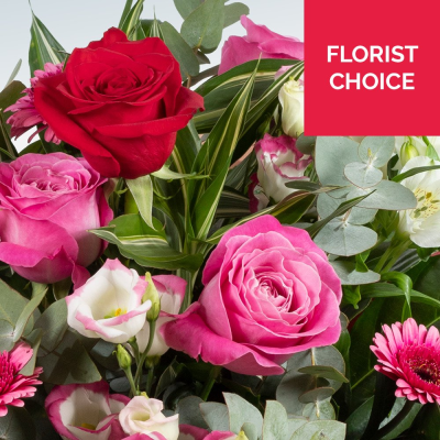 Valentine's Florist Choice - Let the experts work their magic with a unique Valentines Day gift. This Valentines Florist Choice is arranged by Buttercups & Daisies Florist Birmingham for birthdays, anniversaries, celebrations and caring messages. Careful conditioning, placement and wrapping help the flowers arrive looking fresh, coordinated and ready to enjoy. Flower varieties and foliage depend on seasonal supply; suitable substitutions may therefore be used while preserving the overall style, value and colour characte...